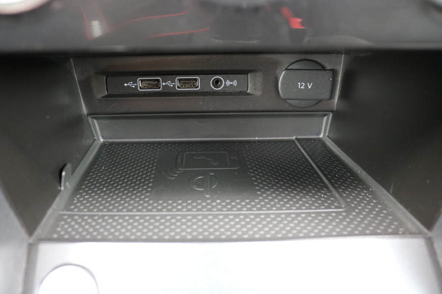 Volkswagen Tiguan 1.5 TSI ACT Highl Business R Black style Xenon Led Navi Camera T-haak Bj:2020