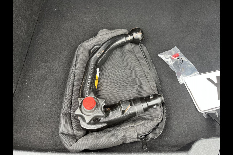 Ford Focus 1.0 EcoBoost Active Business 125pk Adaptieve Cruise | Afneembare Trekhaak | Winterpack | B&O Audio