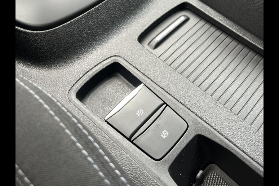 Ford Focus 1.0 EcoBoost Active Business 125pk Adaptieve Cruise | Afneembare Trekhaak | Winterpack | B&O Audio