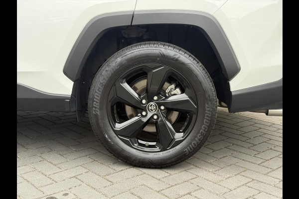 Toyota RAV4 Hybrid 220 Dynamic Plus | 18inch, Groot scherm, Dodehoekherkenning, Parkeersensoren, Stoelverwarming, Nieuwe multimedia