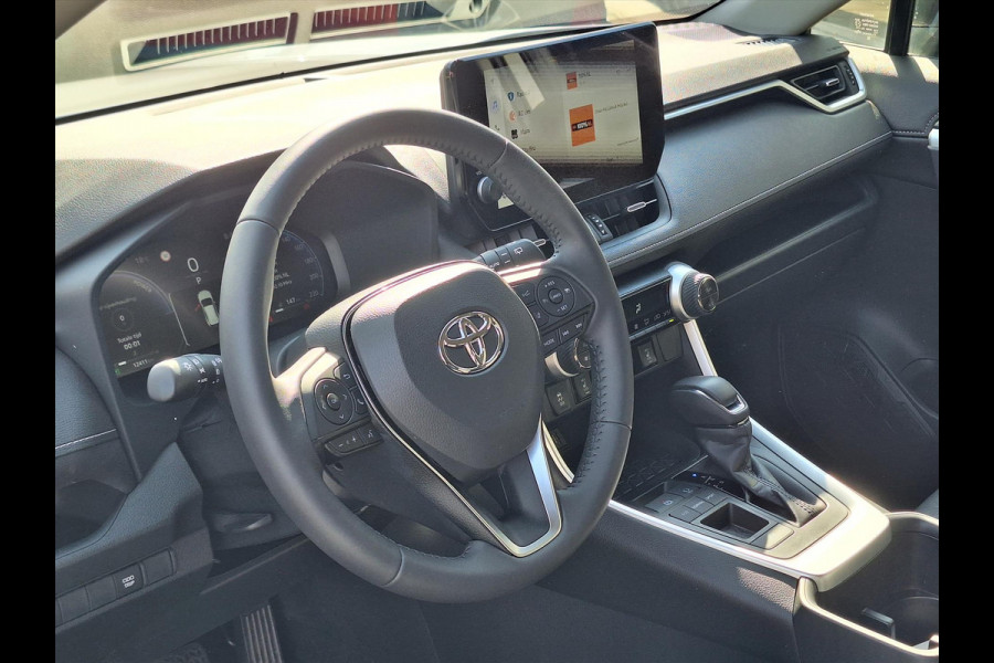 Toyota RAV4 Hybrid 220 Dynamic Plus | 18inch, Groot scherm, Dodehoekherkenning, Parkeersensoren, Stoelverwarming, Nieuwe multimedia