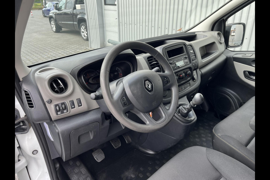 Renault Trafic 1.6 L2H1*CRUISE*A/C*3 PERS*HAAK*TEL*IMPERIAAL*TEL*