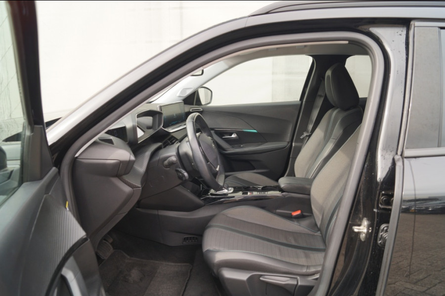 Peugeot e-2008 EV Allure Pack 50kWh -ECC-PDC-CAM-DAB-