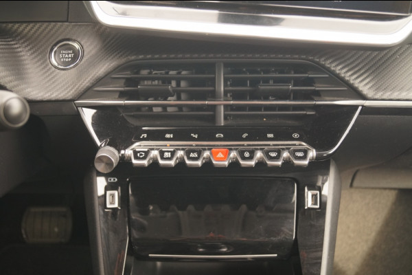 Peugeot e-2008 EV Allure Pack 50kWh -ECC-PDC-CAM-DAB-