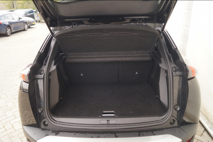 Peugeot e-2008 EV Allure Pack 50kWh -ECC-PDC-CAM-DAB-