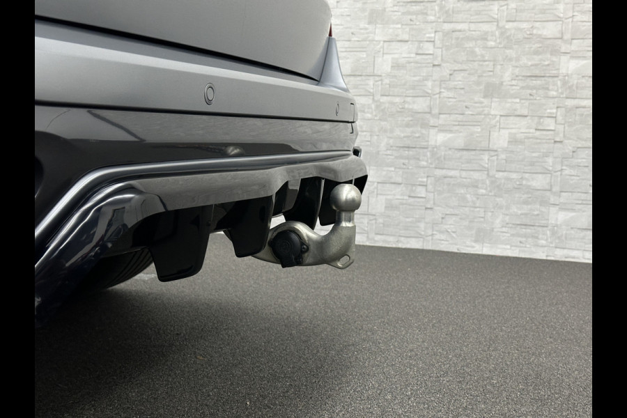 BMW X5 50e | M-Sport Pro | Performancepakket | Frozen Grey | Carbon Pakket | Indiv. Leder | 78500.= ex BTW | 12-2023 | Comfortstoelen met Ventilatie  | Isolatieglas | Keyless-Entry | Memory | M-Gordels | Stuurverwarming | Stoelverwarming V+A | Zonwering | Beker Koeling & Verwarming | Panorama | Standkachel | Carplay |