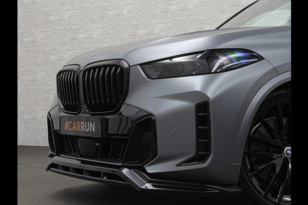 BMW X5 50e | M-Sport Pro | Performancepakket | Frozen Grey | Carbon Pakket | Indiv. Leder | 78500.= ex BTW | 12-2023 | Comfortstoelen met Ventilatie  | Isolatieglas | Keyless-Entry | Memory | M-Gordels | Stuurverwarming | Stoelverwarming V+A | Zonwering | Beker Koeling & Verwarming | Panorama | Standkachel | Carplay |