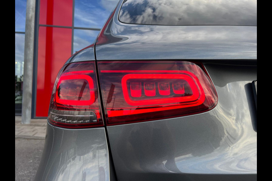 Mercedes-Benz GLC 300e 4MATIC Business Solution AMG