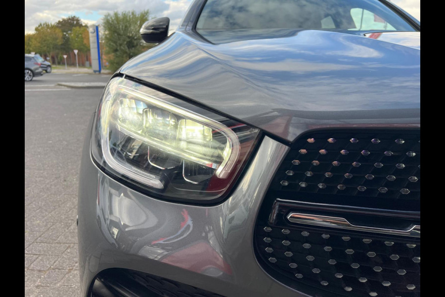 Mercedes-Benz GLC 300e 4MATIC Business Solution AMG