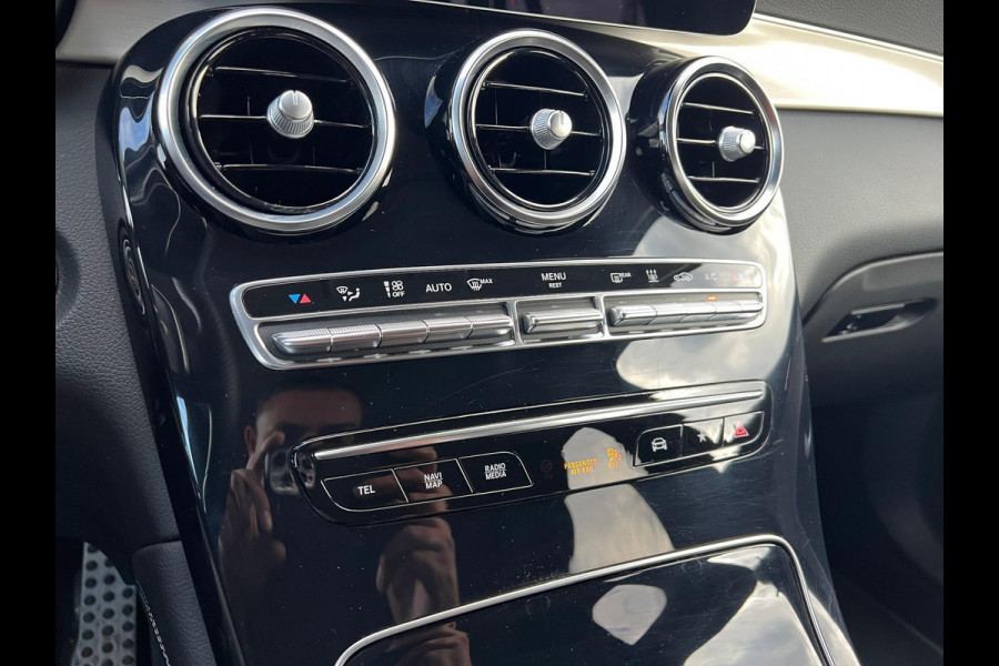 Mercedes-Benz GLC 300e 4MATIC Business Solution AMG