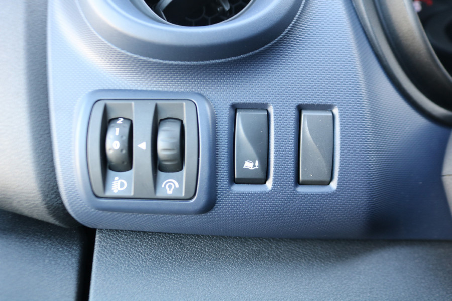 Opel Vivaro 1.6 CDTI 120pk L2 H1 Airco Imperiaal Inrichting