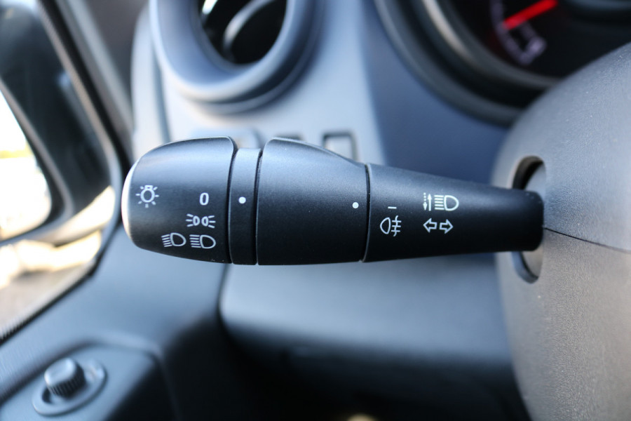 Opel Vivaro 1.6 CDTI 120pk L2 H1 Airco Imperiaal Inrichting