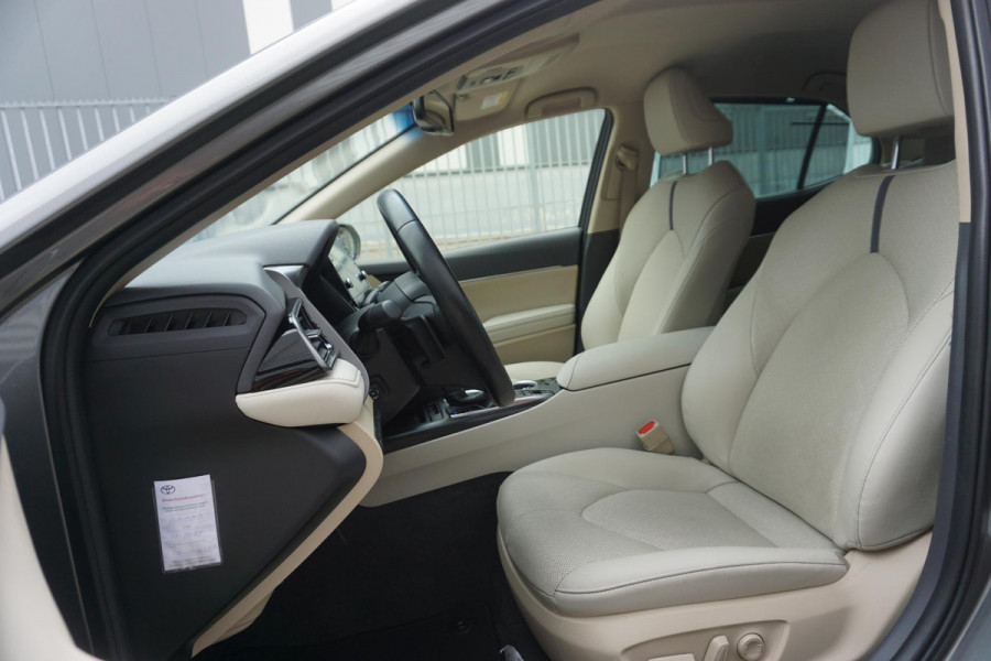 Toyota Camry 2.5 Hybrid Premium|100% Dealeronderhouden|1e Eig.| Geen import.
