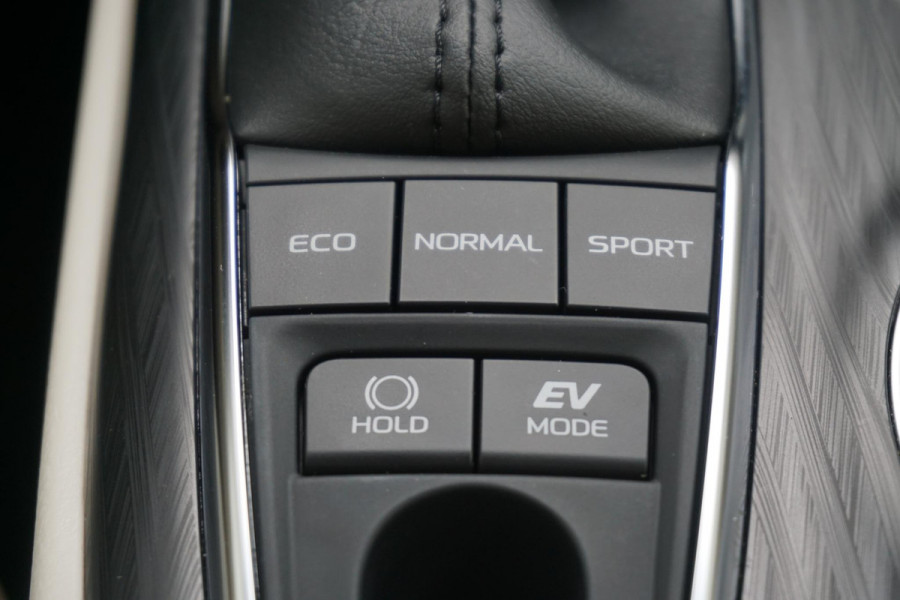 Toyota Camry 2.5 Hybrid Premium|100% Dealeronderhouden|1e Eig.| Geen import.