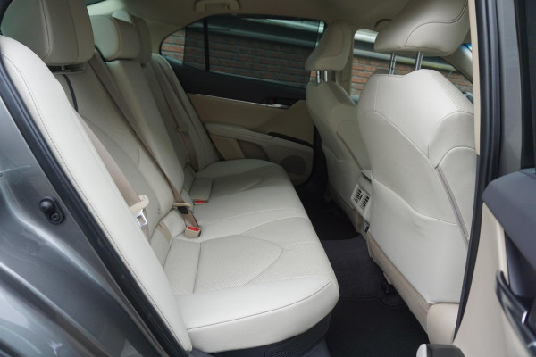 Toyota Camry 2.5 Hybrid Premium|100% Dealeronderhouden|1e Eig.| Geen import.