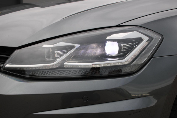 Volkswagen GOLF Variant 1.5 TSI Highline Business R