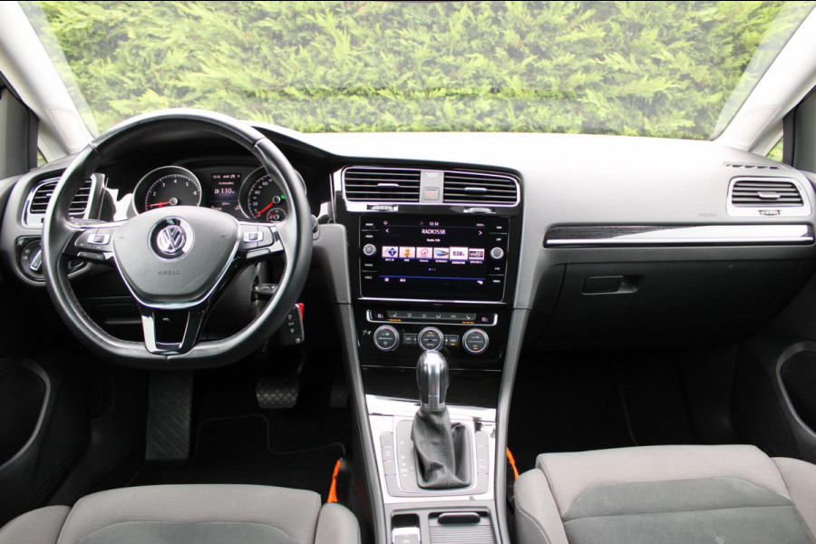 Volkswagen GOLF Variant 1.5 TSI Highline Business R