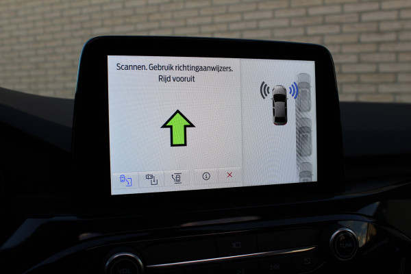 Ford Kuga 2.5 PHEV ST-Line X | Panoramadak | Trekhaak | BLIS | B&O | Head-up