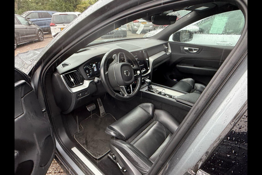 Volvo XC60 2.0 T4 Inscription 190pk | Memory Seats | Adaptieve Cruise | Open dak / Panorama dak | Lederen Bekleding