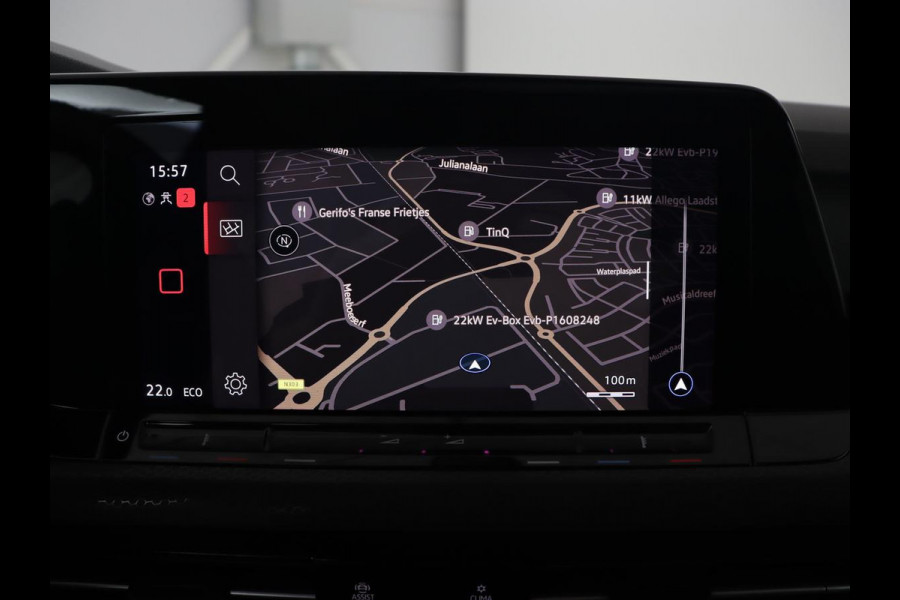 Volkswagen Golf 1.4 eHybrid GTE | Panoramadak | Camera | Carplay | Navigatie | Adaptive cruise | Sportstoelen | Sfeerverlichting | PHEV | Plug In