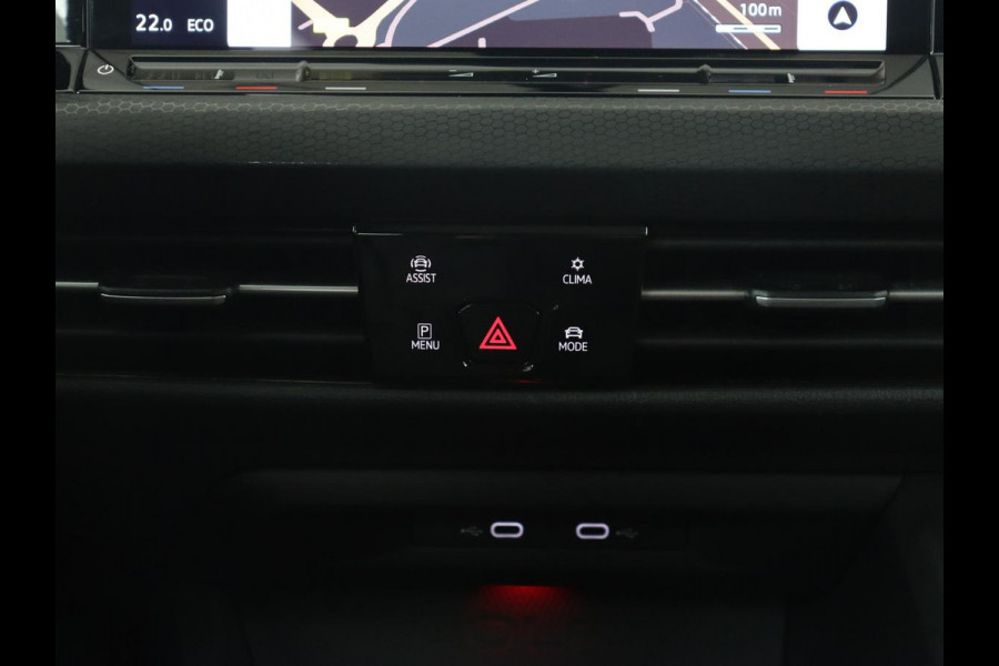 Volkswagen Golf 1.4 eHybrid GTE | Panoramadak | Camera | Carplay | Navigatie | Adaptive cruise | Sportstoelen | Sfeerverlichting | PHEV | Plug In