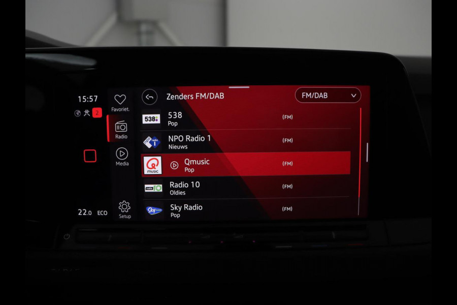 Volkswagen Golf 1.4 eHybrid GTE | Panoramadak | Camera | Carplay | Navigatie | Adaptive cruise | Sportstoelen | Sfeerverlichting | PHEV | Plug In