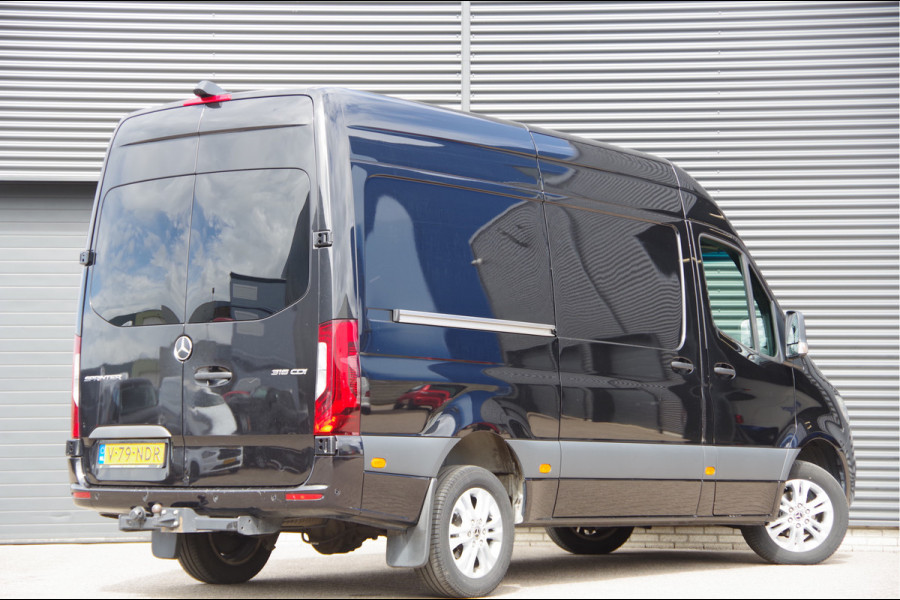 Mercedes-Benz Sprinter 316 2.2 CDI L2H2 LED, LEDER, 3.5T TREKHAAK, MBUX10'', 360 CAMERA, ADAPT. CRUISE, NAVI, CLIMA, PARKEERSENSOREN