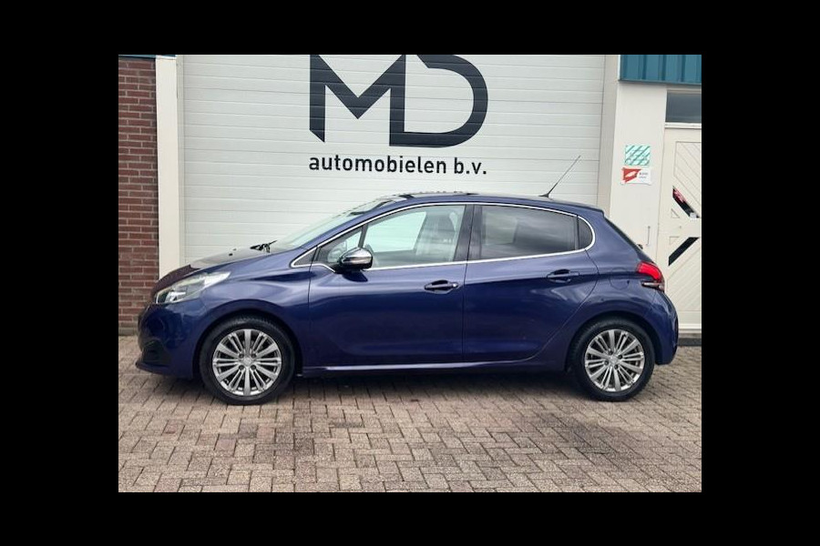 Peugeot 208 1.2 Automaat GT-line - Panorama dak -Camera -LED