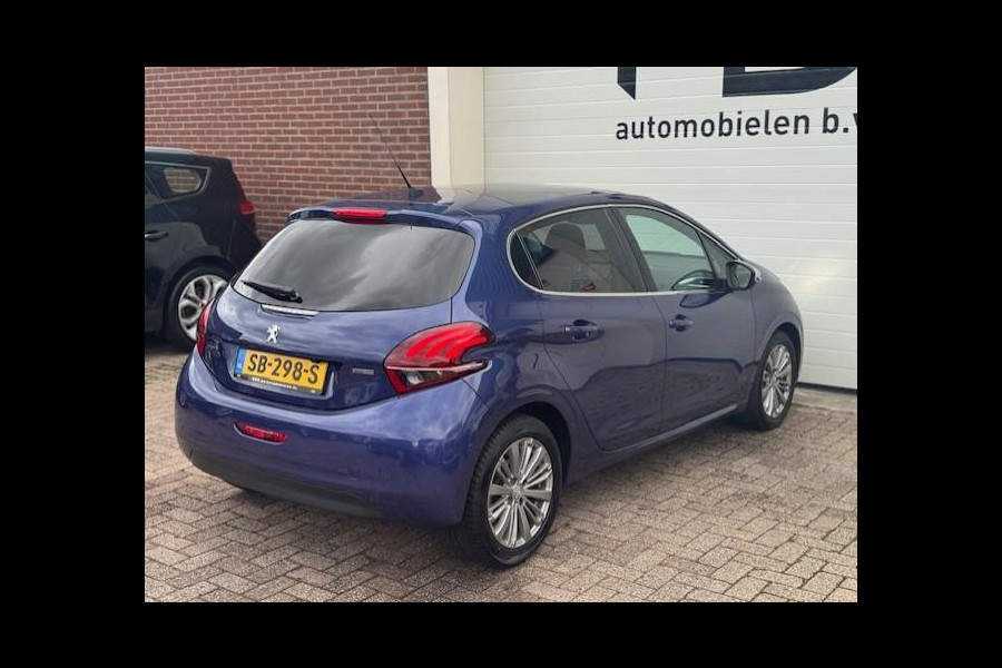 Peugeot 208 1.2 Automaat GT-line - Panorama dak -Camera -LED