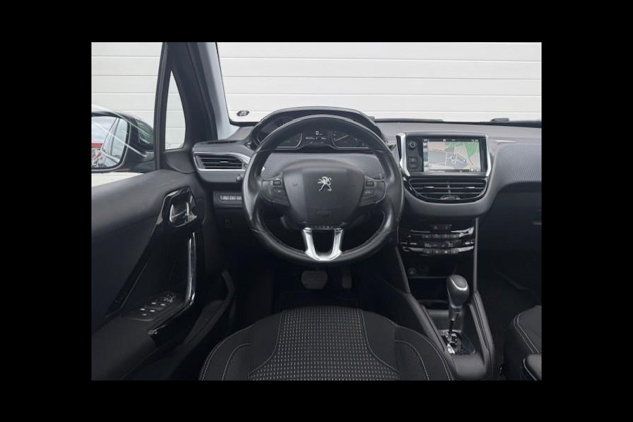 Peugeot 208 1.2 Automaat GT-line - Panorama dak -Camera -LED