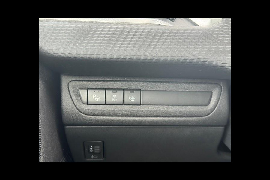 Peugeot 208 1.2 Automaat GT-line - Panorama dak -Camera -LED