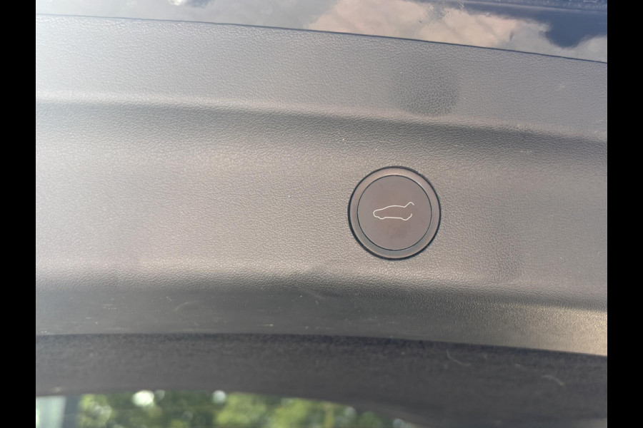 Tesla Model Y Performance AWD 75 kWh TREKHAAK | RIJKLAARPRIJS INCL. TESLA GARANTIE t/m 03-2027/80.000km accu en aandrijflijn t/m 03-2031/192.000km