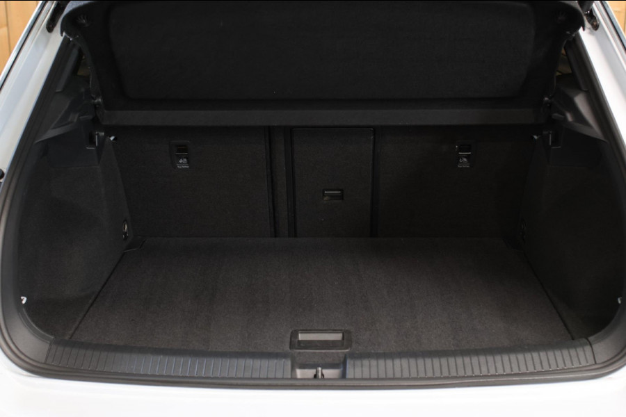 Volkswagen T-Roc 2.0 TSI 4Motion 3X R-Line *Pano*Camera*Keyless*Led*