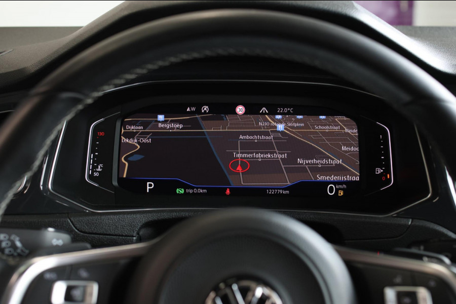 Volkswagen T-Roc 2.0 TSI 4Motion 3X R-Line *Pano*Camera*Keyless*Led*
