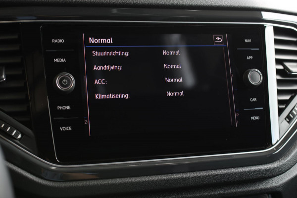 Volkswagen T-Roc 2.0 TSI 4Motion 3X R-Line *Pano*Camera*Keyless*Led*