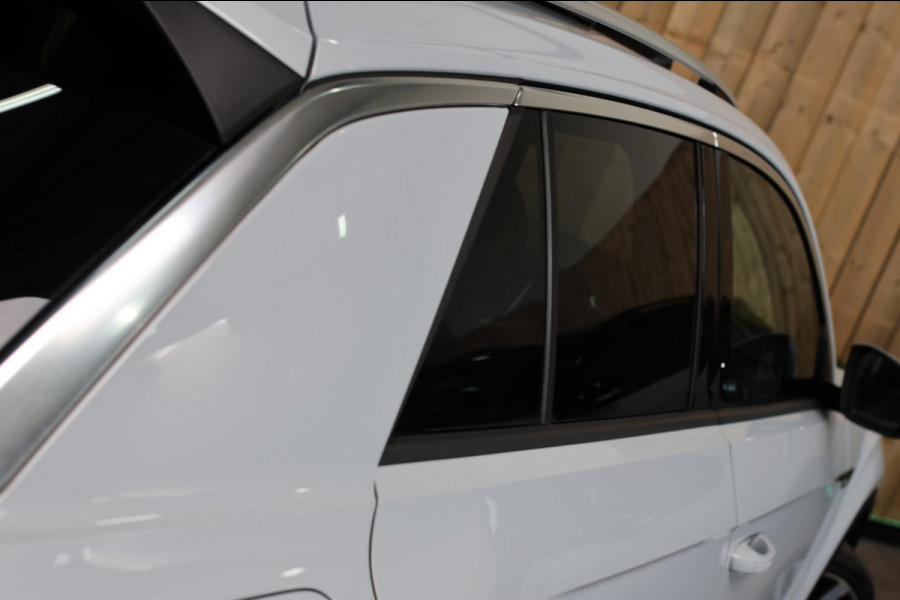 Volkswagen T-Roc 2.0 TSI 4Motion 3X R-Line *Pano*Camera*Keyless*Led*