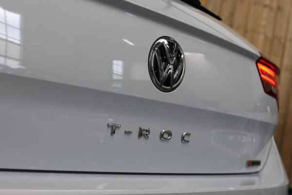 Volkswagen T-Roc 2.0 TSI 4Motion 3X R-Line *Pano*Camera*Keyless*Led*