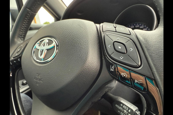 Toyota C-HR 1.8 Hybrid DYNAMIC, CarPlay, Full LED, Camera