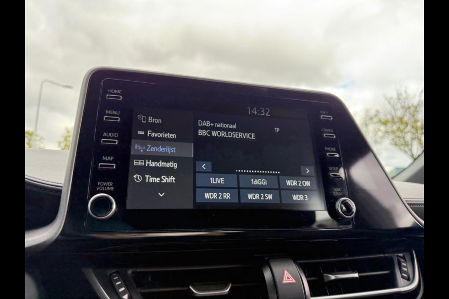 Toyota C-HR 1.8 Hybrid DYNAMIC, CarPlay, Full LED, Camera