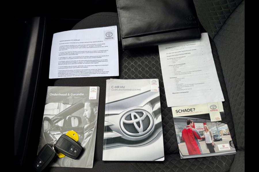 Toyota C-HR 1.8 Hybrid DYNAMIC, CarPlay, Full LED, Camera