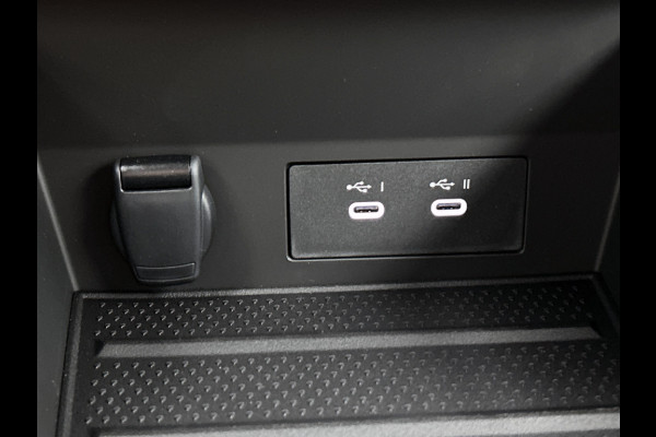 Renault Captur mild hybrid 160PK techno / CAMERA / NAVI GROOT / ADAPTIVE CRUISE