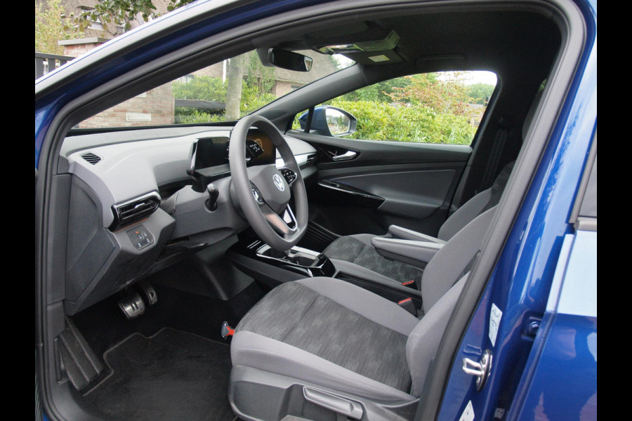 Volkswagen ID.4 Pro 77 kWh | Apple Carplay | Cruise Control | Parkeersensoren | Sfeerverlichting |