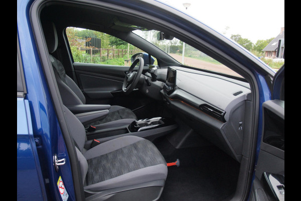 Volkswagen ID.4 Pro 77 kWh | Apple Carplay | Cruise Control | Parkeersensoren | Sfeerverlichting |