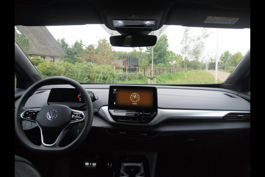 Volkswagen ID.4 Pro 77 kWh | Apple Carplay | Cruise Control | Parkeersensoren | Sfeerverlichting |