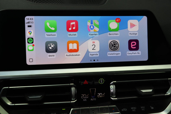 BMW 3-serie M340d xDrive / LIVE COCKPIT / CARPLAY / TREKHAAK / DEALERONDERHOUDEN! BMW 3-serie M340d xDrive / LIVE COCKPIT / CARPLAY / TREKHAAK / DEALERONDERHOUDEN!