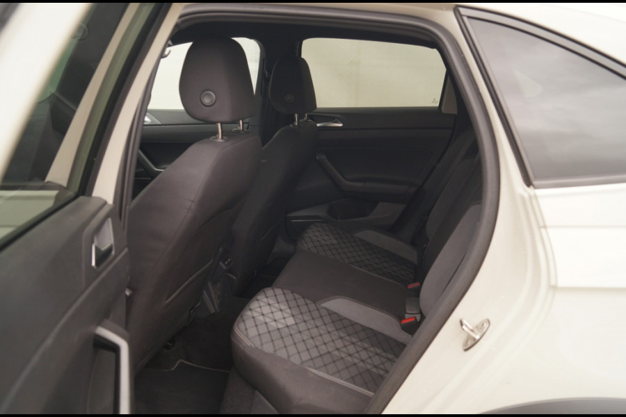 Volkswagen Taigo 1.0 TSI 110pk R-Line Business -LED-ECC-NAVI-