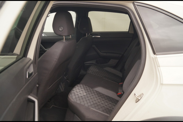 Volkswagen Taigo 1.0 TSI 110pk R-Line Business -LED-ECC-NAVI-