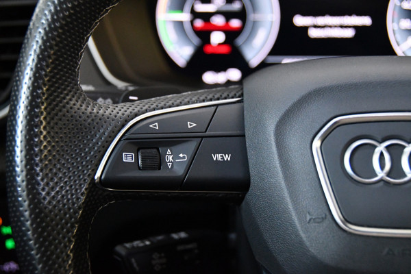 Audi Q5 Sportback 55 TFSI e S edition Competition