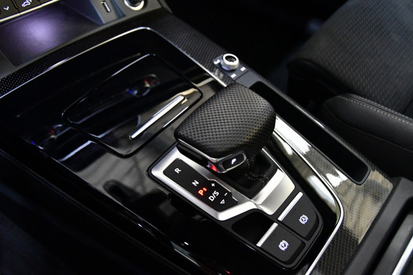 Audi Q5 Sportback 55 TFSI e S edition Competition