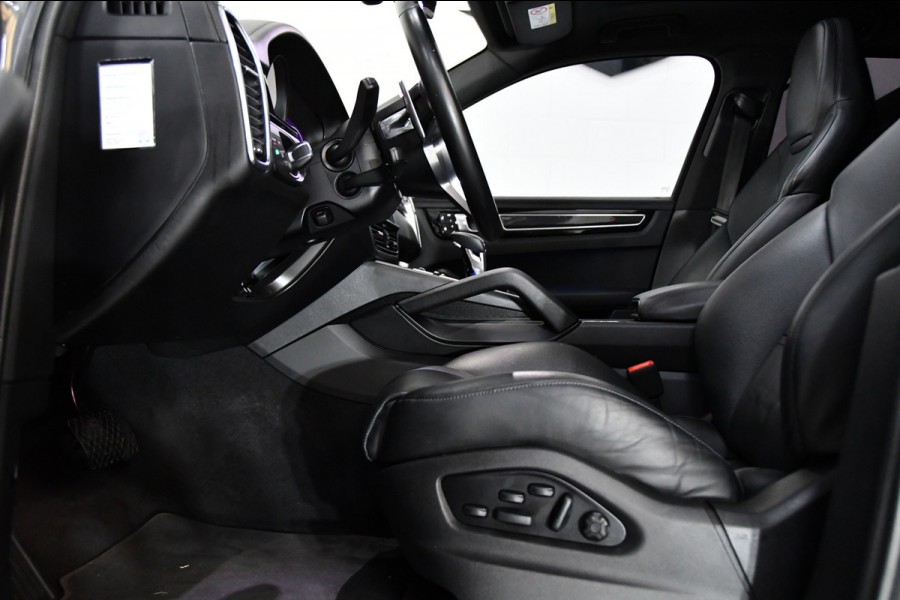 Porsche Cayenne 3.0 E-Hybrid, Bomvol opties. Panoramadak, Softclose, Bose soundsystem